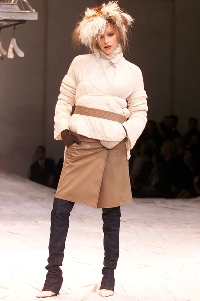 Look 19
